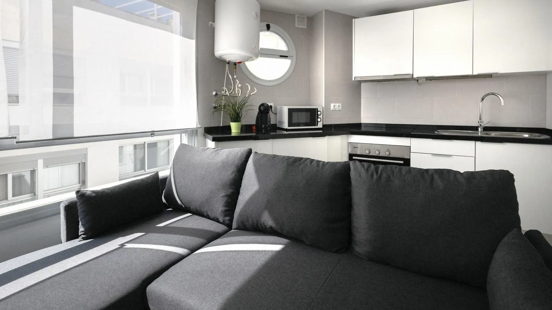 Apartment Princesa Atico Studio Malaga Spain